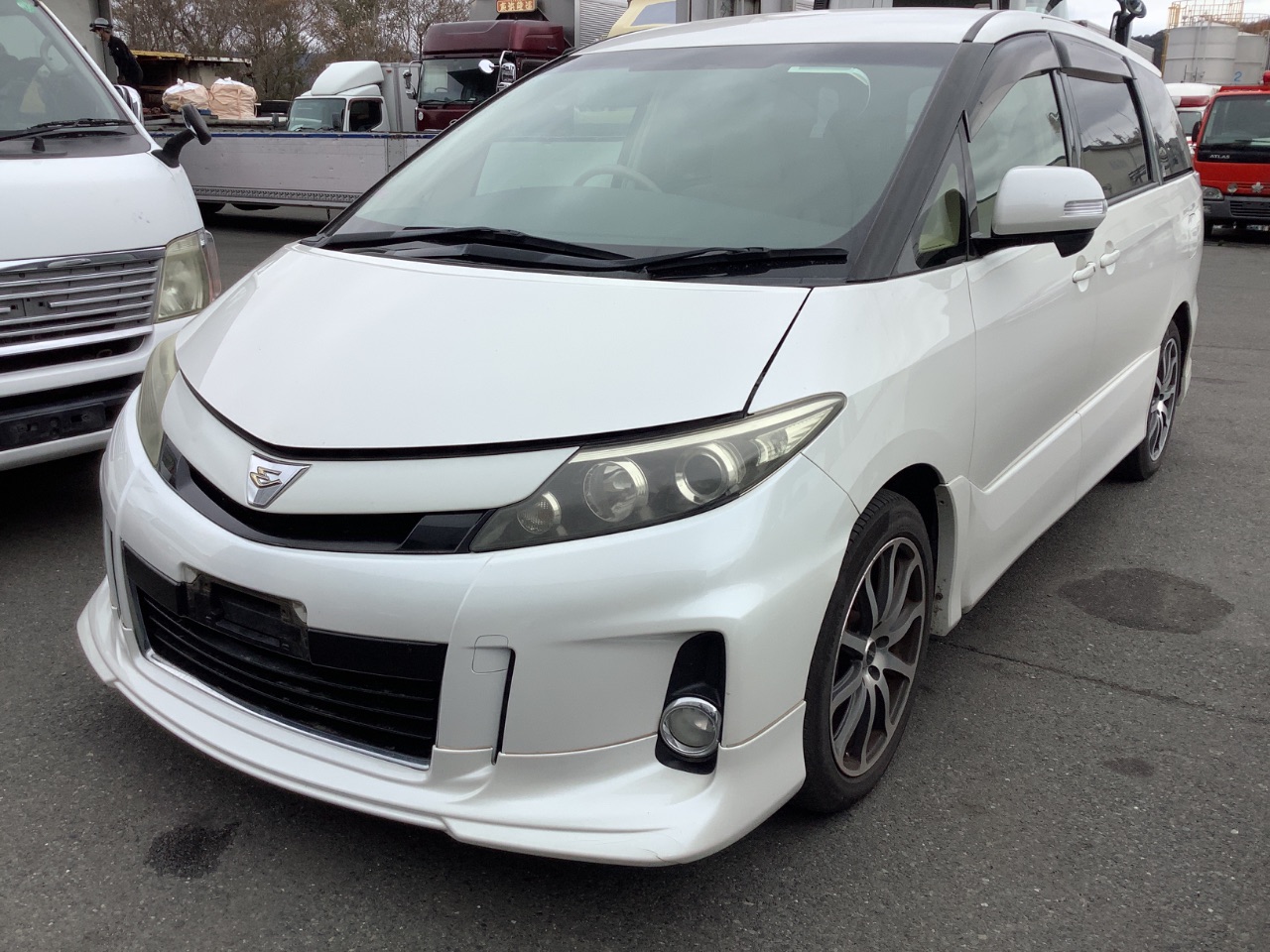 トヨタ エスティマ Ref:SP379183 2/17